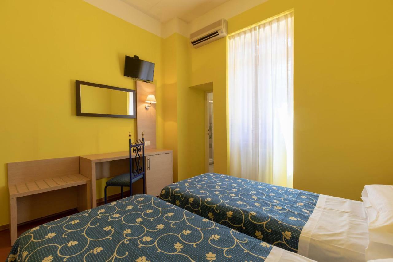 Hotel Villa Elda 阿西西 外观 照片